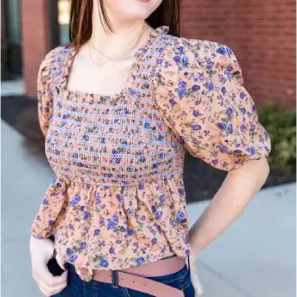 New with tag. Free the Roses Peach Floral Smocked Square-Neck Peplum Top